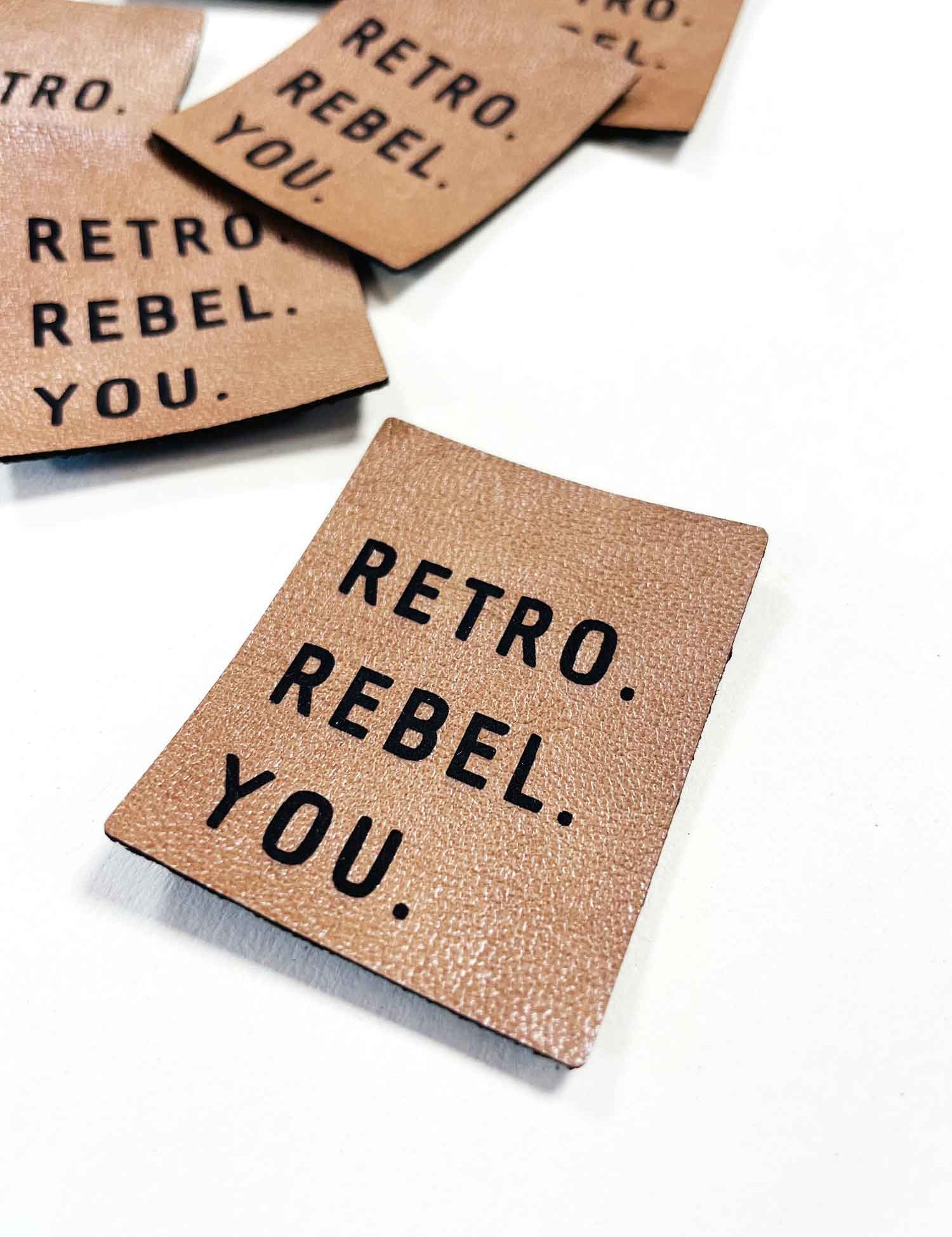 retro-rebel-you-3-kunstlederen-label-Rebel-Studio.jpg