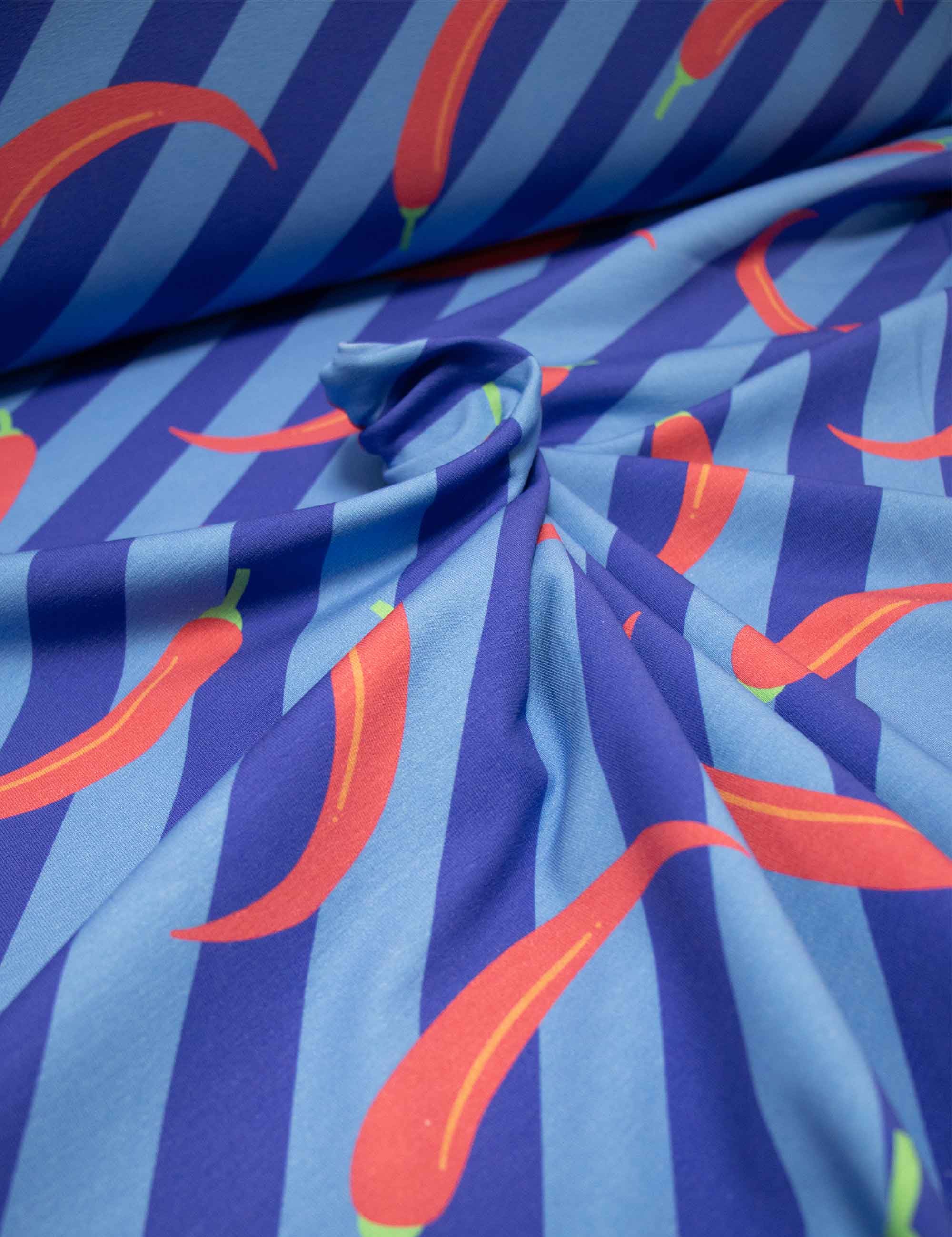 Chili-Royal-Blue-2-French-terry-rebel-studio-stoffen_04de0013-5a18-428a-90a4-fcd0011ef11d.jpg