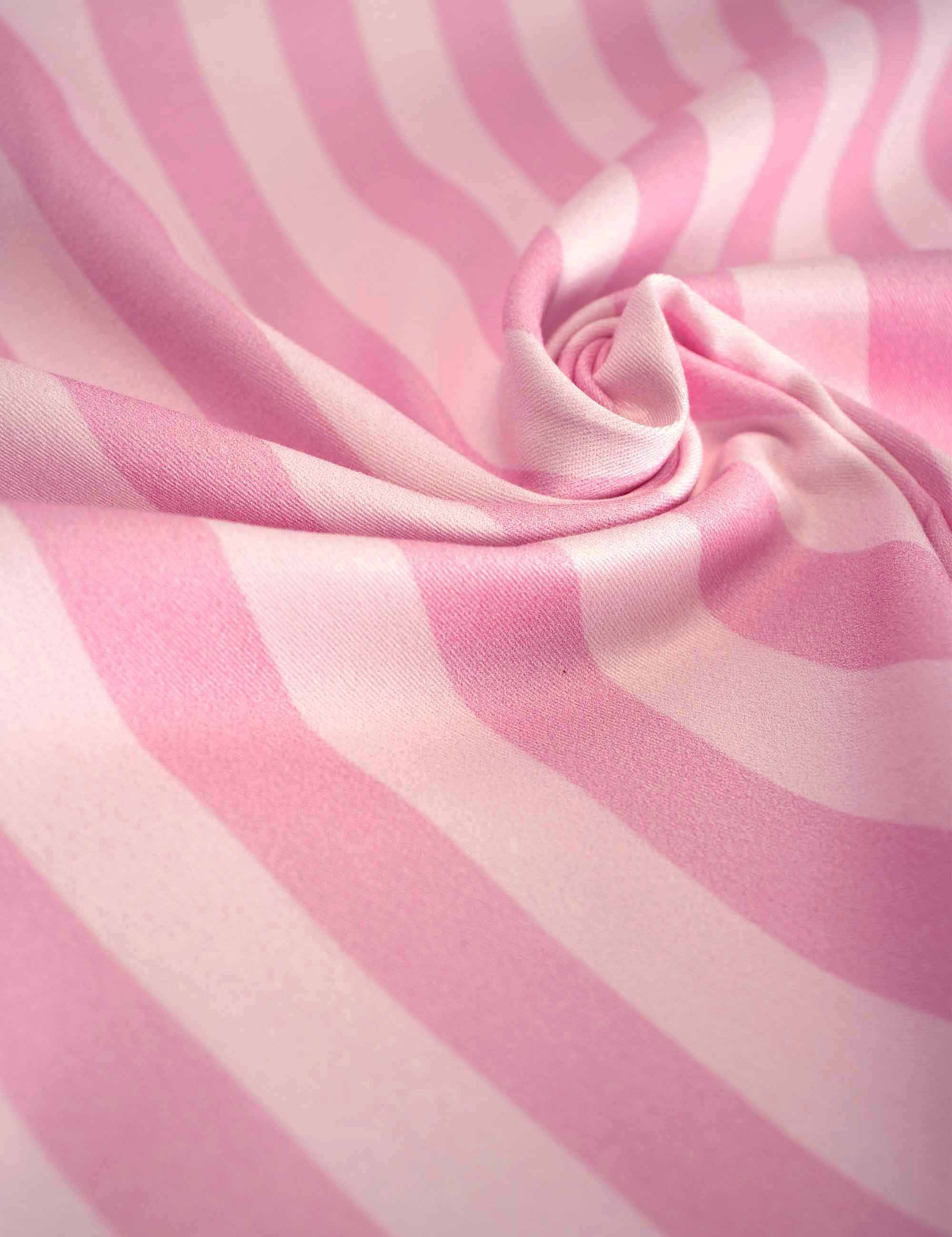 Cotton-Candy-2-katoen-twill-stretch-Rebel-Studio-stoffen_4793a593-a892-4a6f-a069-7c0ab8cfb217.jpg