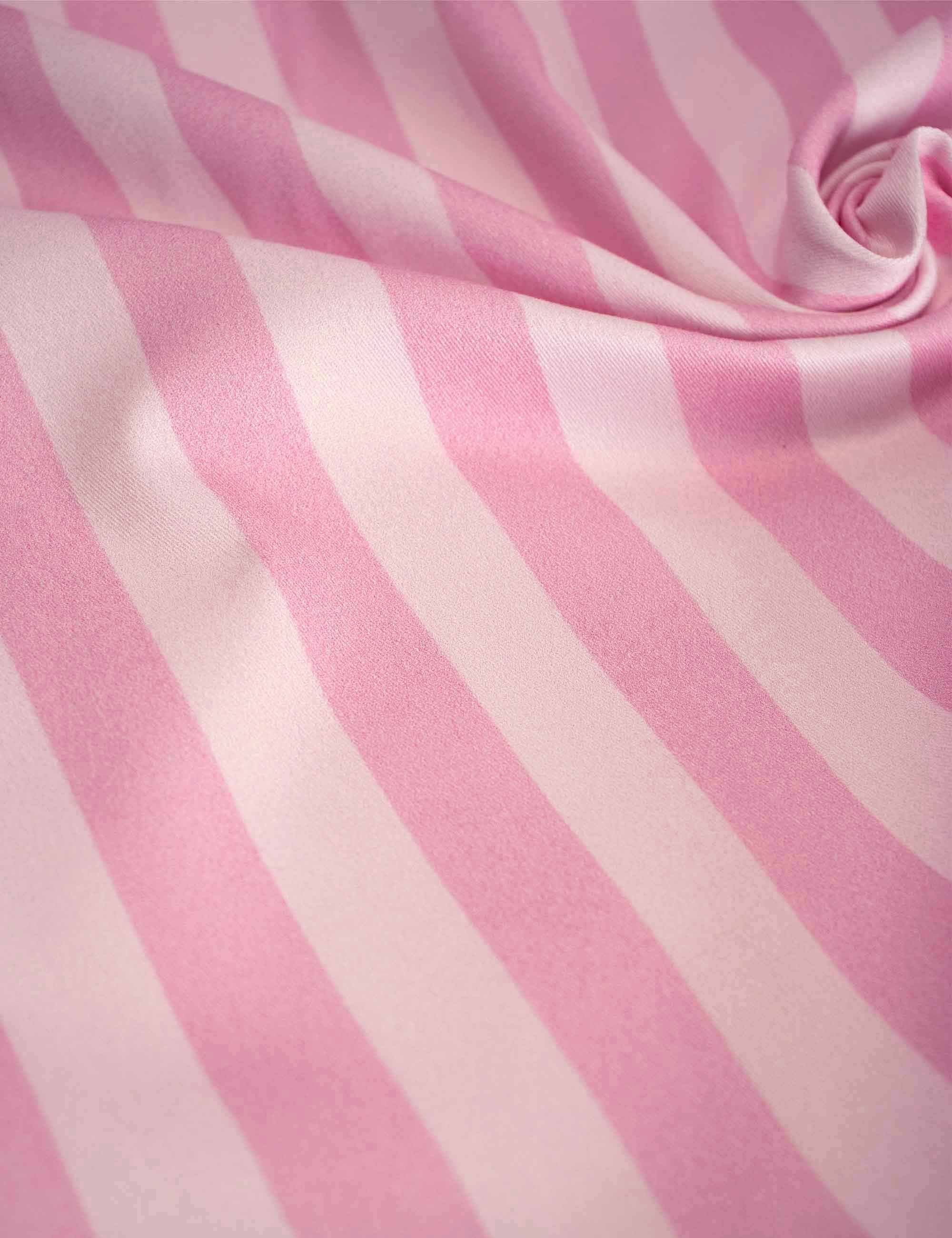 Cotton-Candy-3-katoen-twill-stretch-Rebel-Studio-stoffen_57fc8b33-f4f8-4f3f-8ed5-5f528ef022ae.jpg