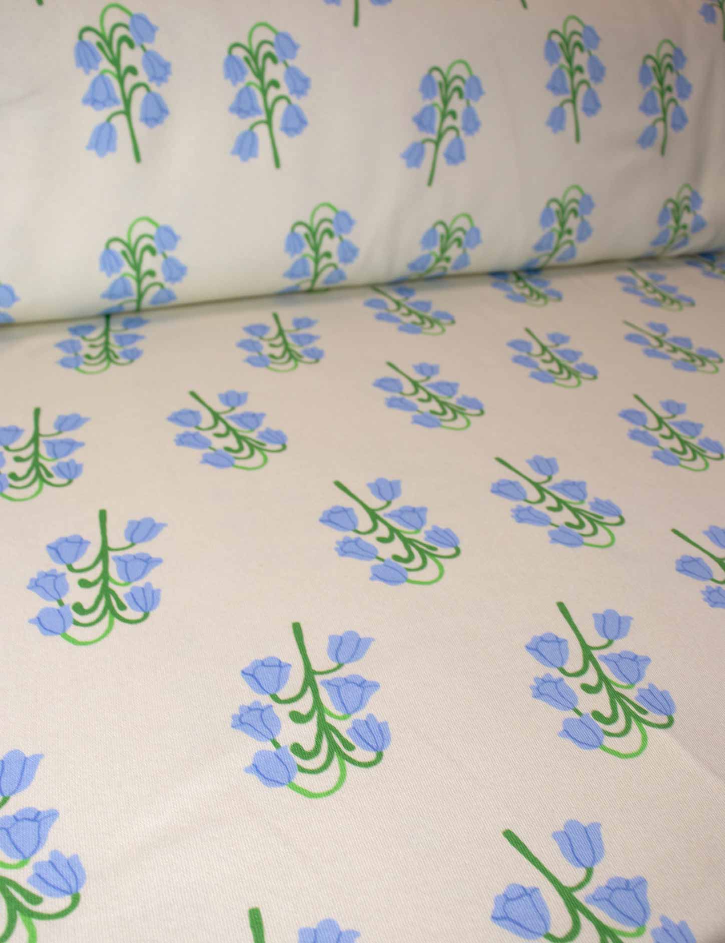 Frosted Bells | 100% Katoen French Terry | 170cm breed