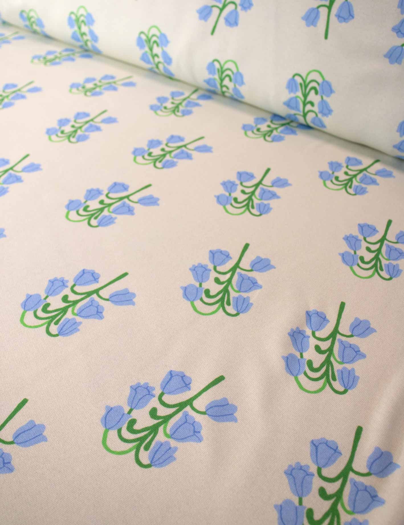 Frosted Bells | 100% Katoen French Terry | 170cm breed