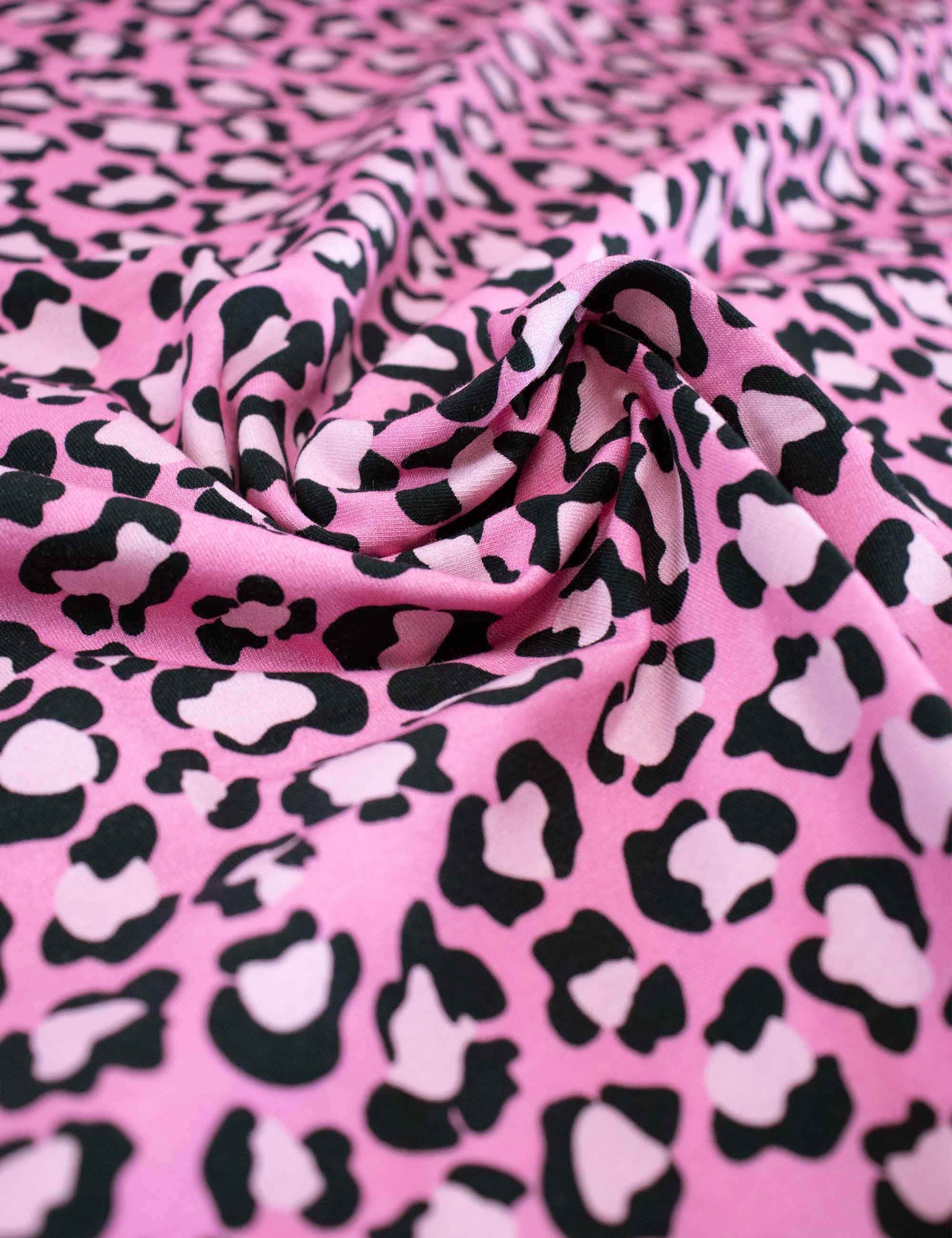 Pink Rebel | Tricot | 170cm breed