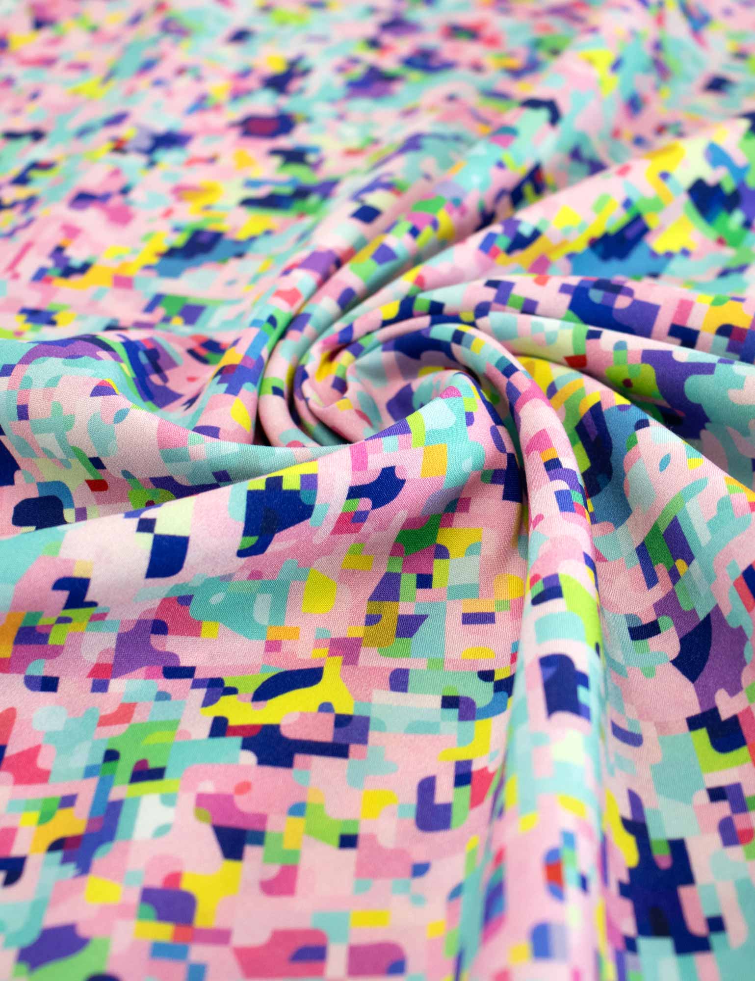 Pixel-Breeze-close-up-2-Rebel-Studio-stoffen-summer-lovin.jpg