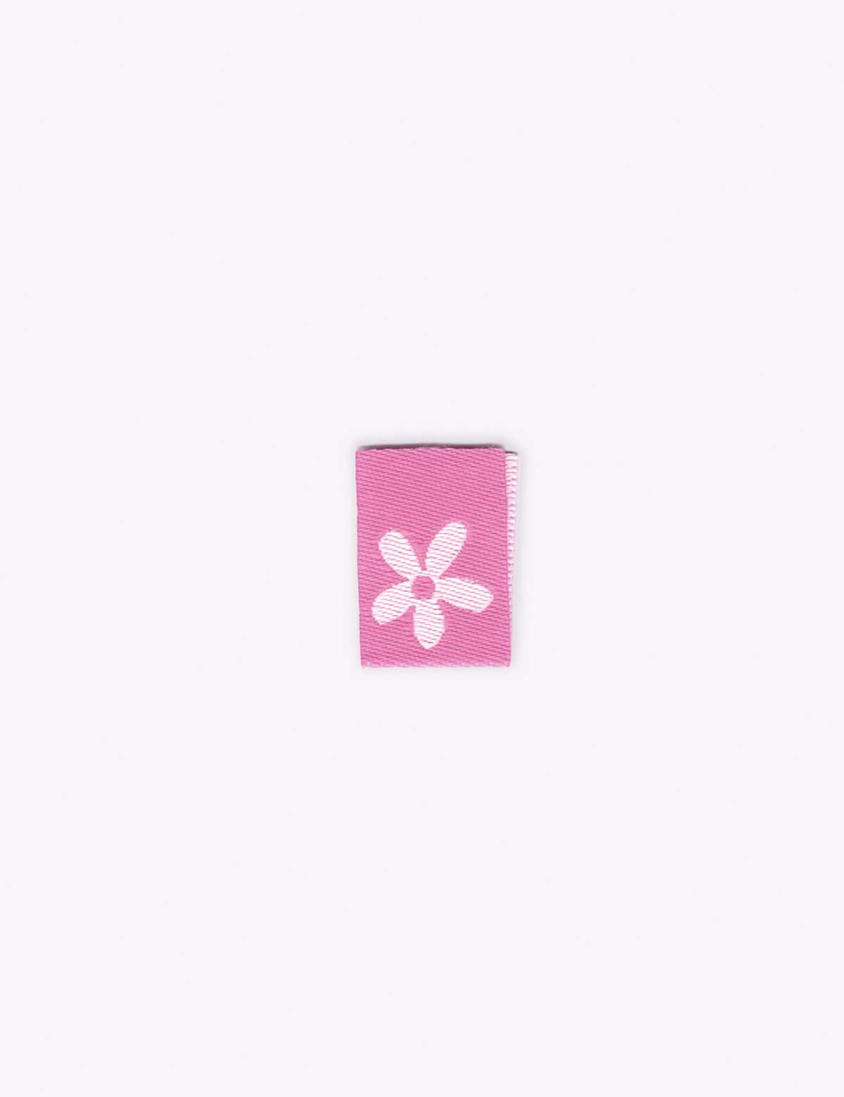 daisy-pink-geweven-naailabels-rebel-studio.jpg