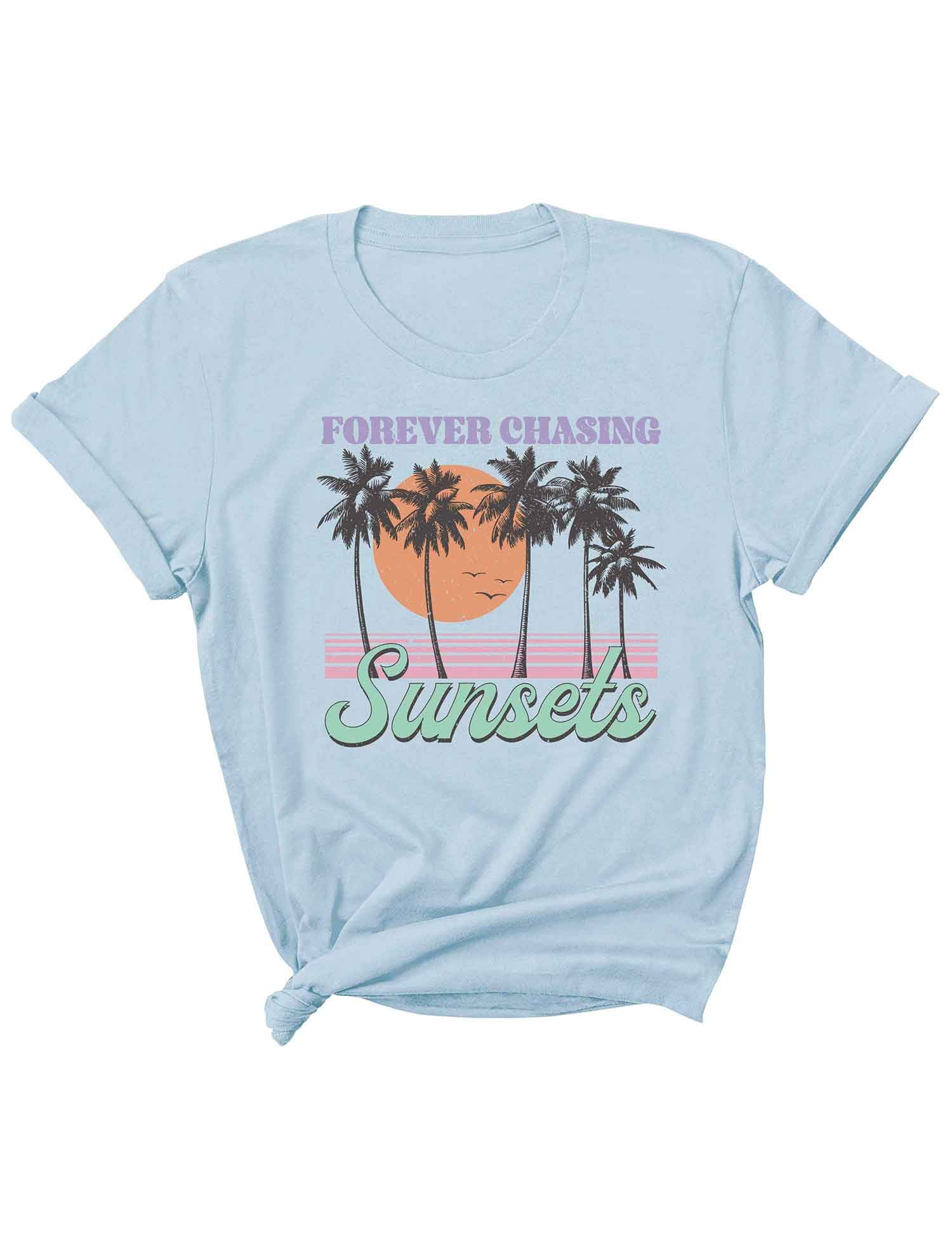 forever-chasing-sunsets-vintage-summer-shirt-blauw-Kleding-Transfer-Rebel-Studio.jpg