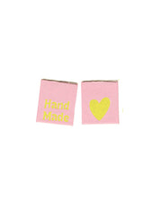 Hand Made Hearts Peach – Geweven naailabel – in de hand