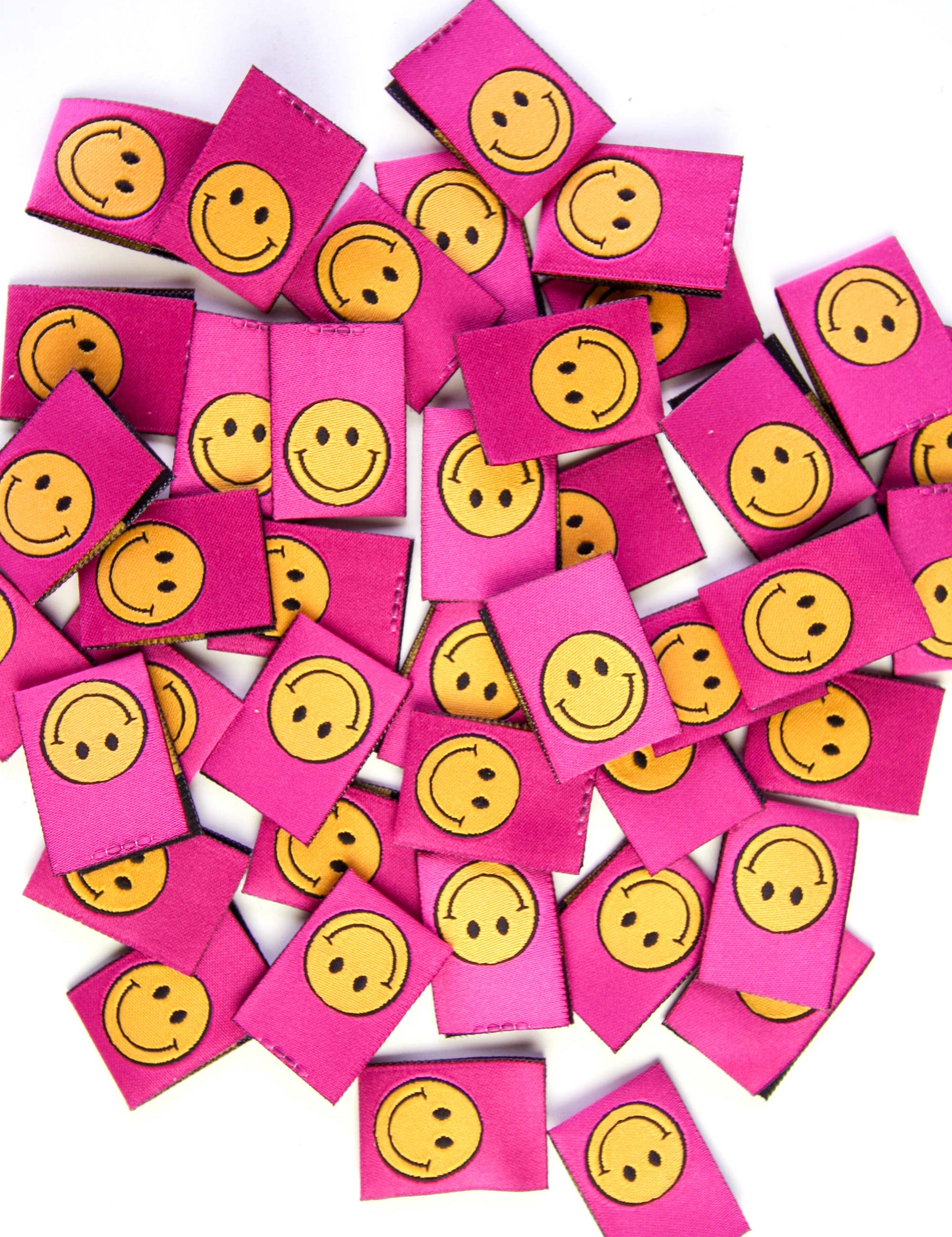 roze-smiley_cf2d69d5-ebd7-4fe8-ad85-dd5bff1b122f.jpg