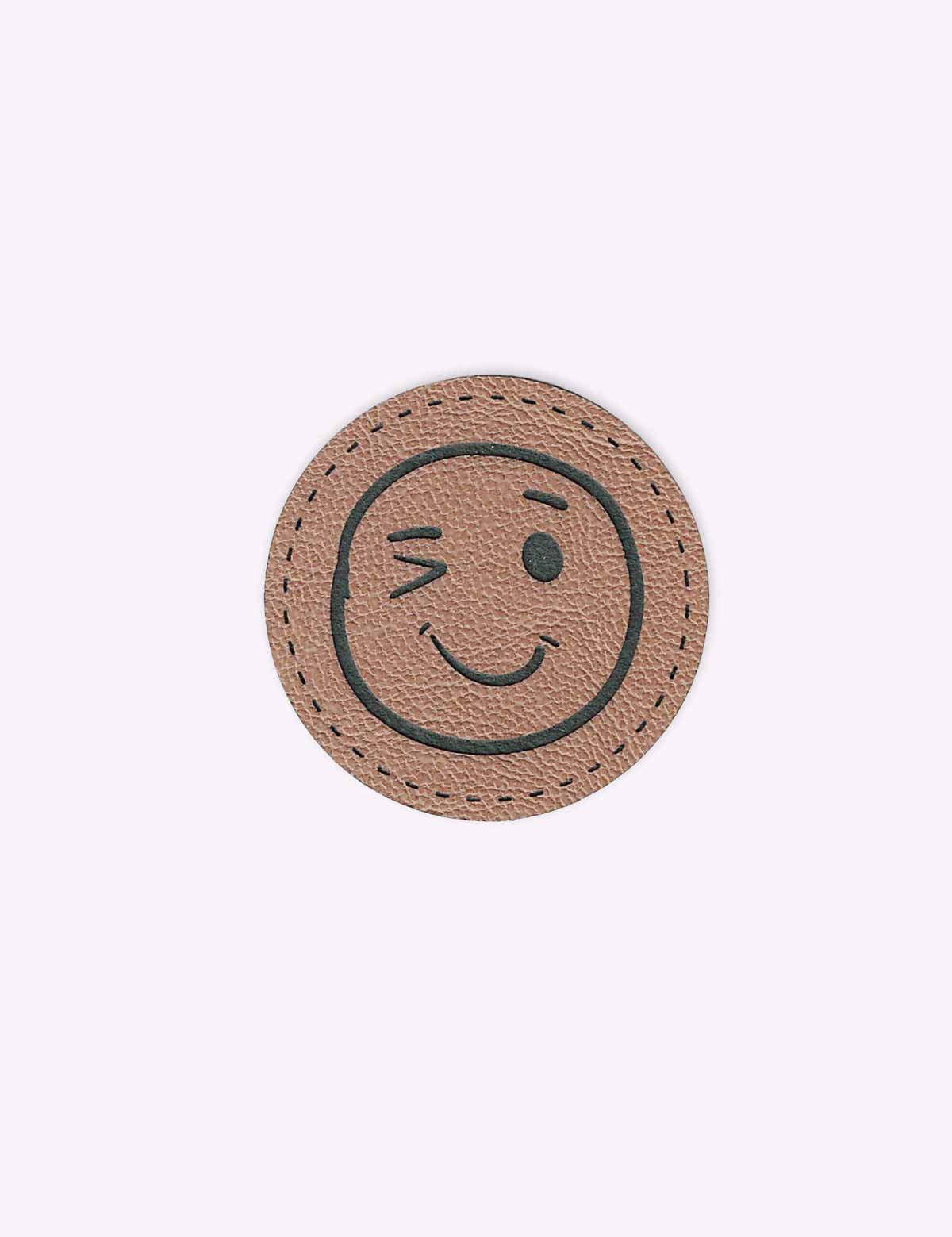 Wink | Kunstleren label