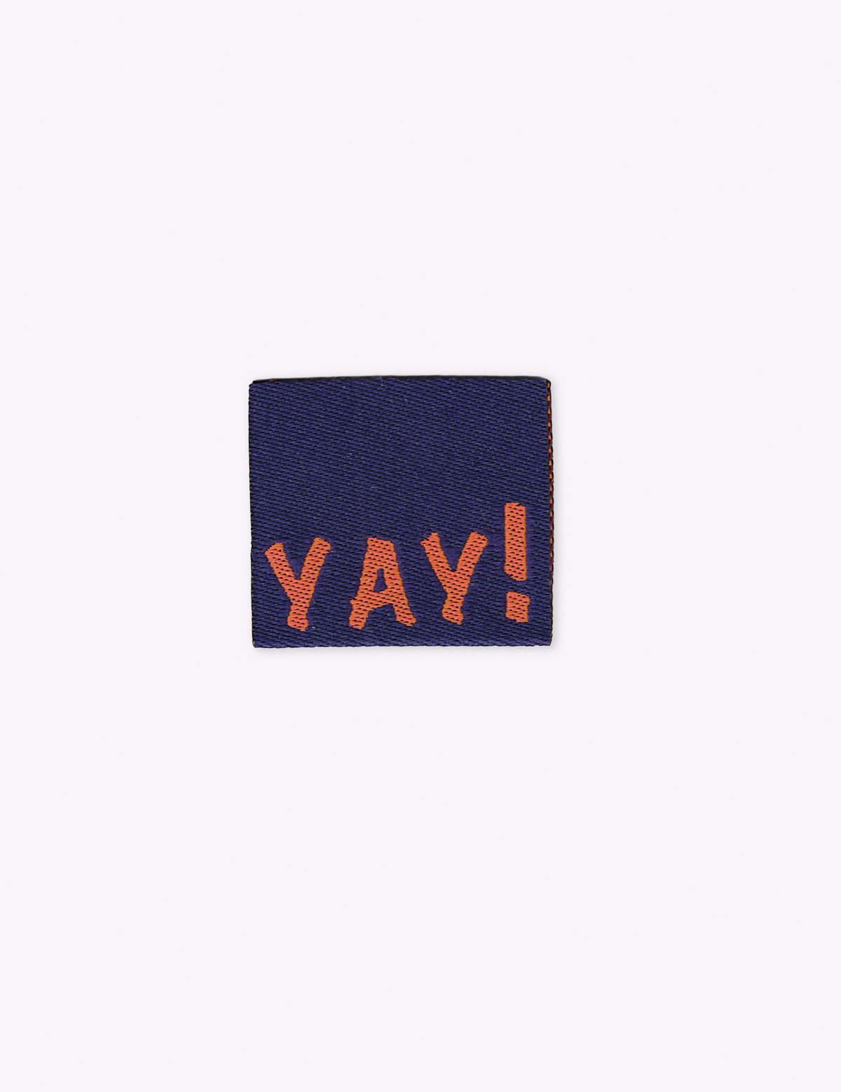 yay-aubergine-geweven-naailabels-rebel-studio_4358f3ea-839c-4cf5-8e4c-346b70cefa06.jpg
